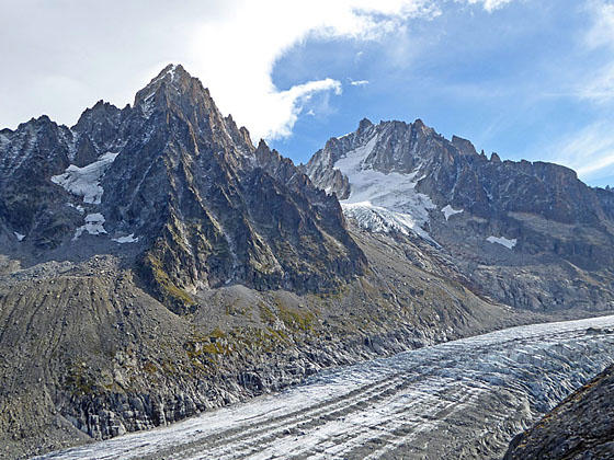 Aiguilles du Chardonnet and d Argentiere 