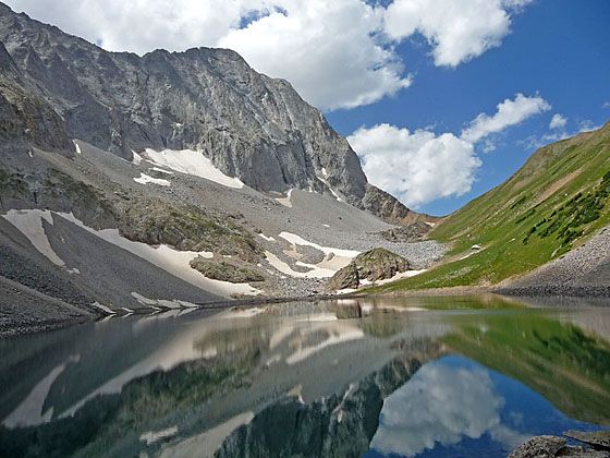 Trail to the saddle above Capitol Lake