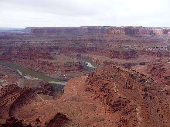 Looking southwest from the trail along the west side of Dead Horse Point. 