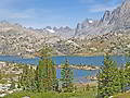 Island Lake and the peaks towering above Titcomb Basin